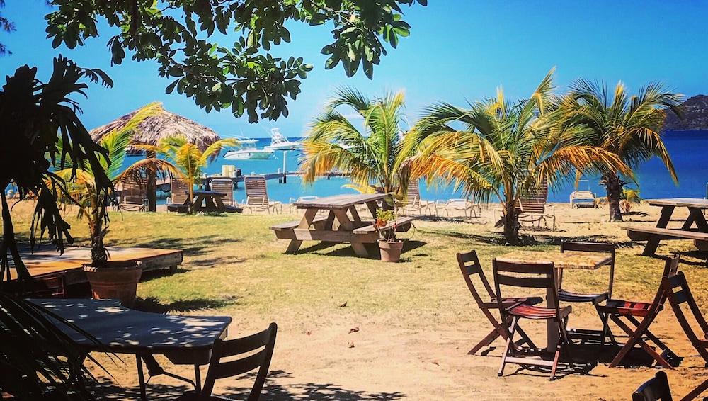 Oualie Beach Resort Невіс Екстер'єр фото